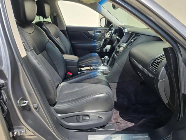 2015 INFINITI QX70 3.7