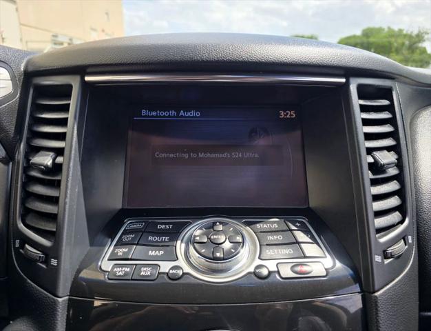 2015 INFINITI QX70 3.7