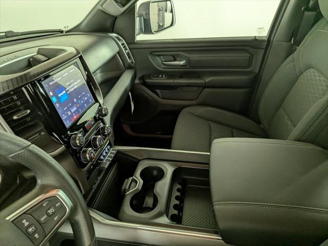 2026 Ram 1500 Express Crew Cab 4x4 57 Box