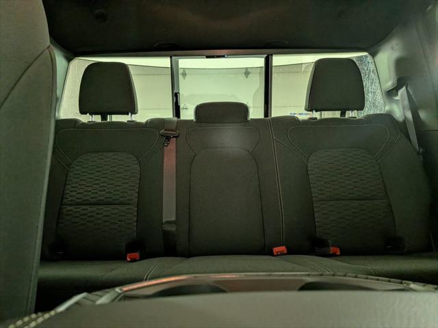 2026 Ram 1500 Express Crew Cab 4x4 57 Box