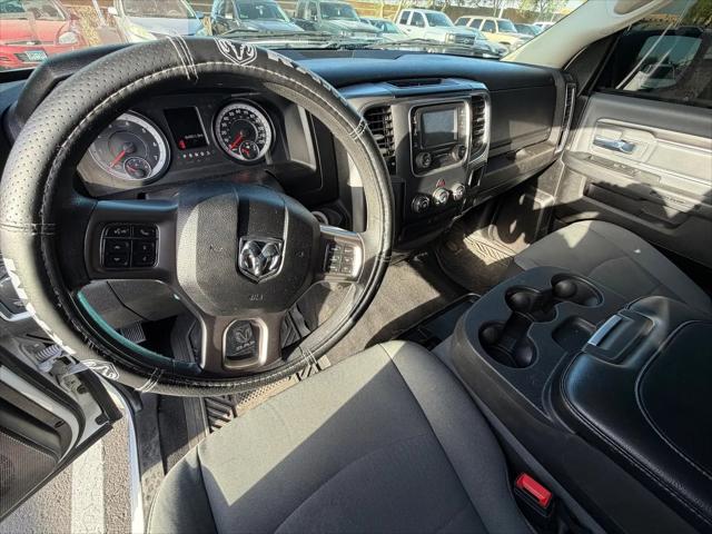 2022 Ram 1500 Classic SLT Crew Cab 4x2 5'7" Box