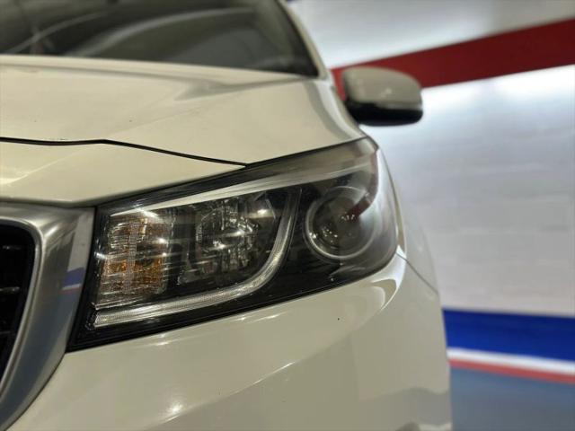 2016 Kia Sedona LX