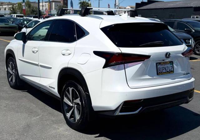 2021 Lexus NX 300h 300h