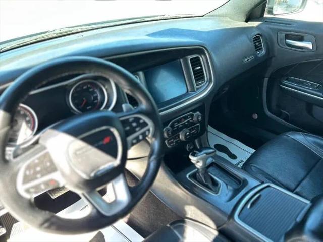 2017 Dodge Charger SXT RWD