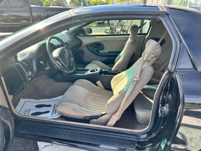 2002 Pontiac Firebird Base