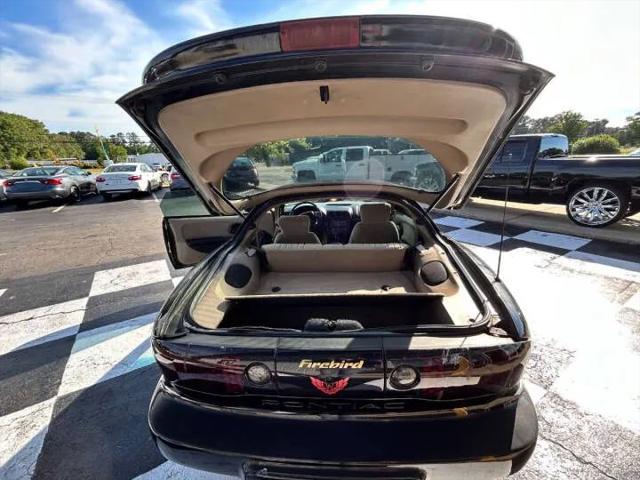 2002 Pontiac Firebird Base
