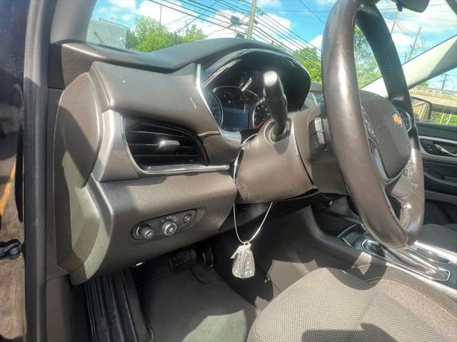 2021 Chevrolet Traverse AWD LT Cloth