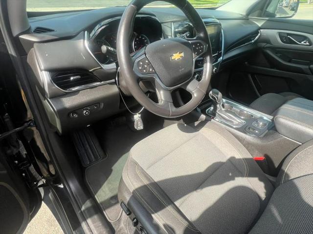 2021 Chevrolet Traverse AWD LT Cloth