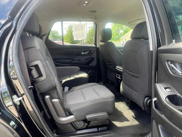 2021 Chevrolet Traverse AWD LT Cloth