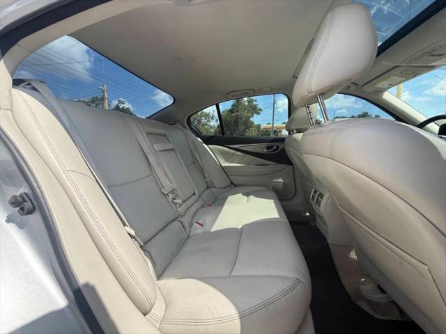 2017 INFINITI Q50 2.0t Premium