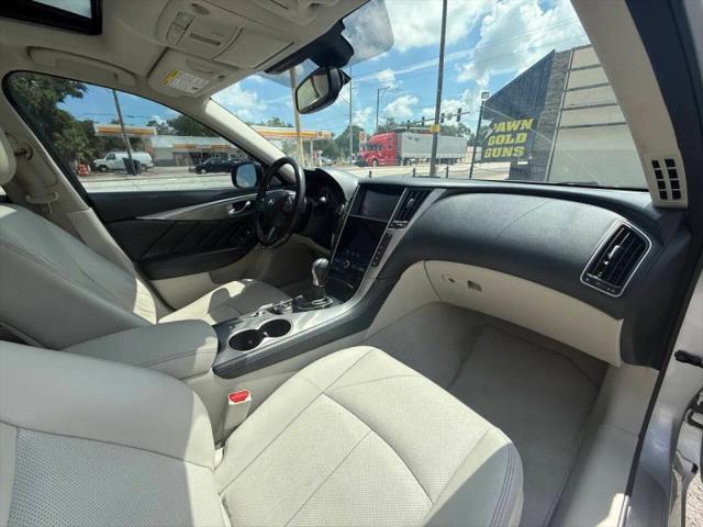 2017 INFINITI Q50 2.0t Premium