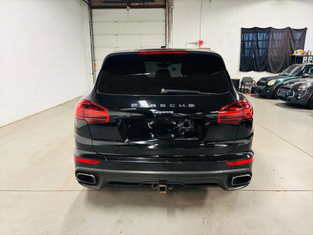 2016 Porsche Cayenne Base