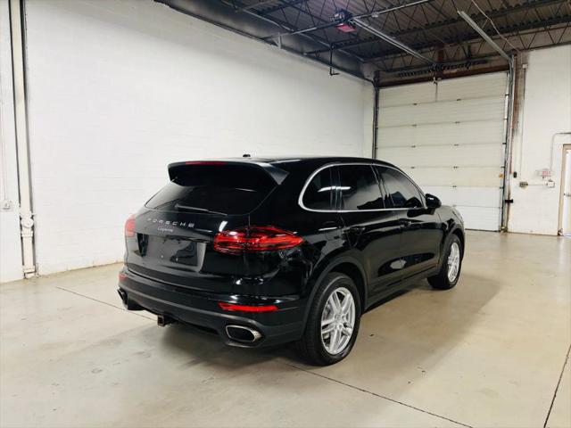 2016 Porsche Cayenne Base