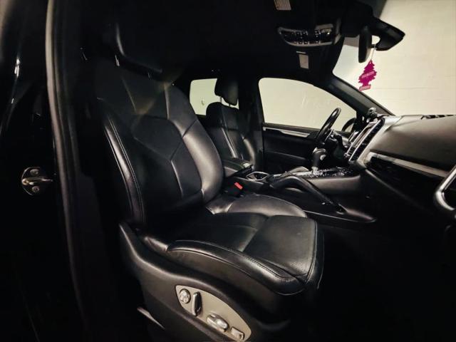 2016 Porsche Cayenne Base