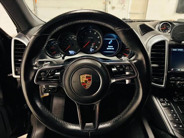 2016 Porsche Cayenne Base