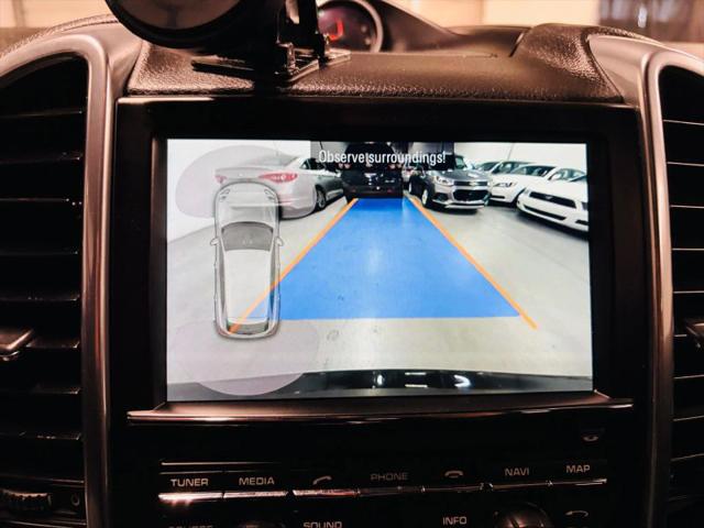 2016 Porsche Cayenne Base