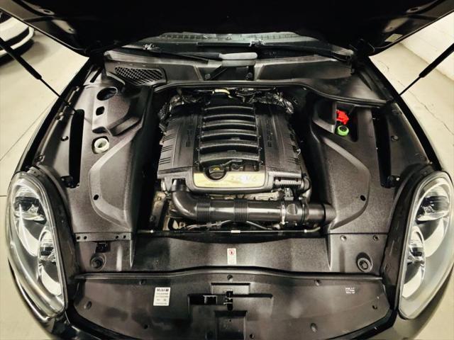 2016 Porsche Cayenne Base
