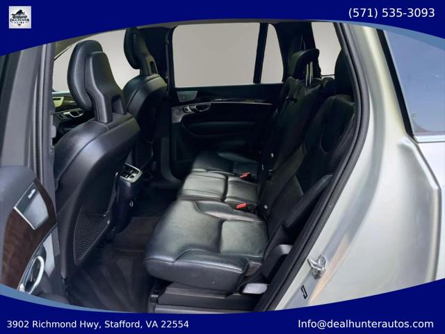 2016 Volvo XC90 T6 Momentum