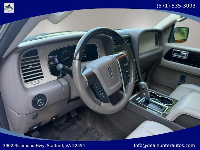 2017 Lincoln Navigator Select