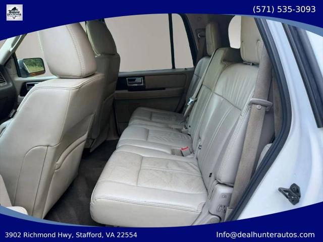 2017 Lincoln Navigator Select