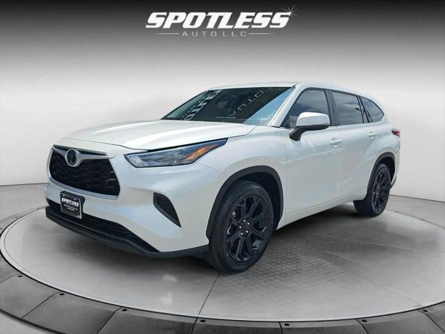 2023 Toyota Highlander L