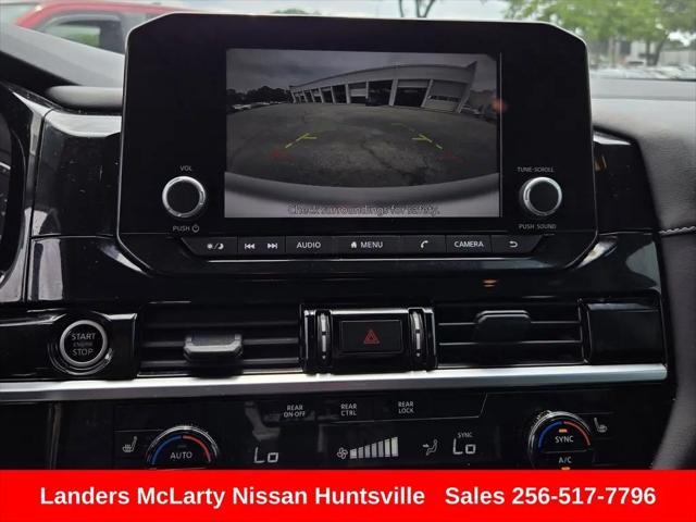 2024 Nissan Pathfinder SV FWD