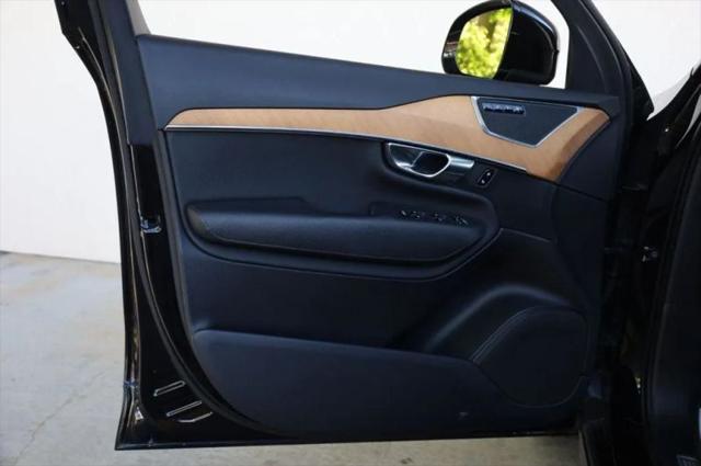 2021 Volvo XC90 T6 Momentum 6 Passenger