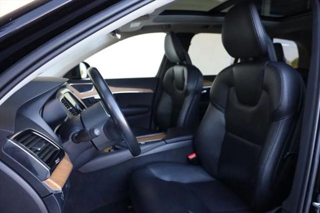2021 Volvo XC90 T6 Momentum 6 Passenger