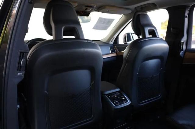 2021 Volvo XC90 T6 Momentum 6 Passenger