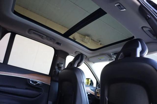 2021 Volvo XC90 T6 Momentum 6 Passenger