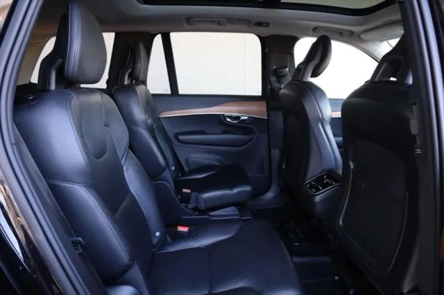 2021 Volvo XC90 T6 Momentum 6 Passenger