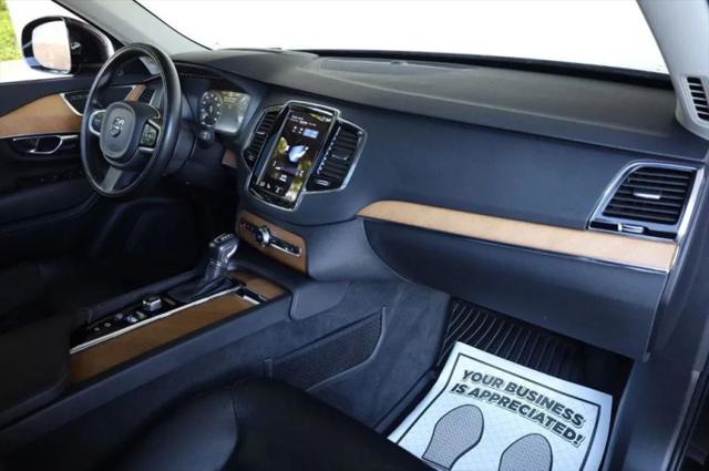 2021 Volvo XC90 T6 Momentum 6 Passenger