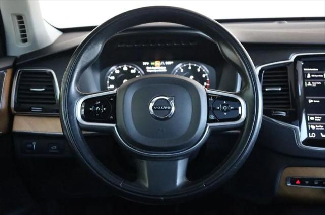 2021 Volvo XC90 T6 Momentum 6 Passenger