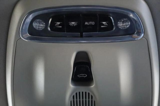 2021 Volvo XC90 T6 Momentum 6 Passenger