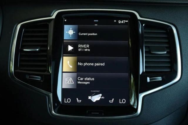 2021 Volvo XC90 T6 Momentum 6 Passenger
