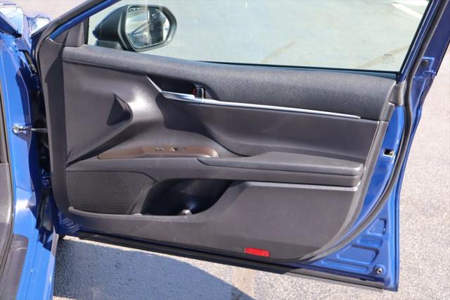 2023 Toyota Camry SE Nightshade Edition