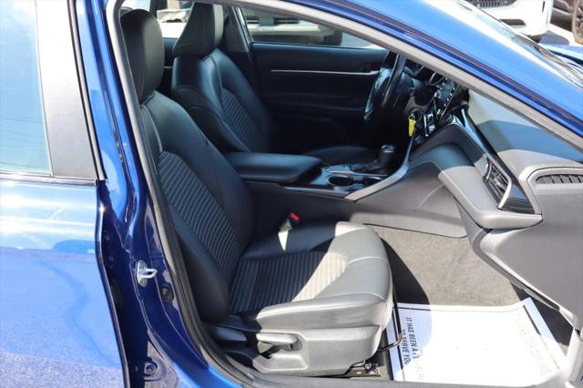2023 Toyota Camry SE Nightshade Edition