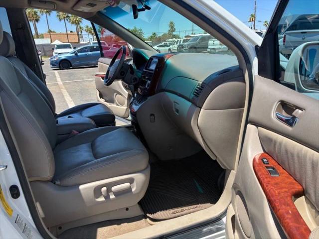 2005 Toyota Sienna XLE Limited