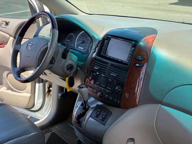 2005 Toyota Sienna XLE Limited