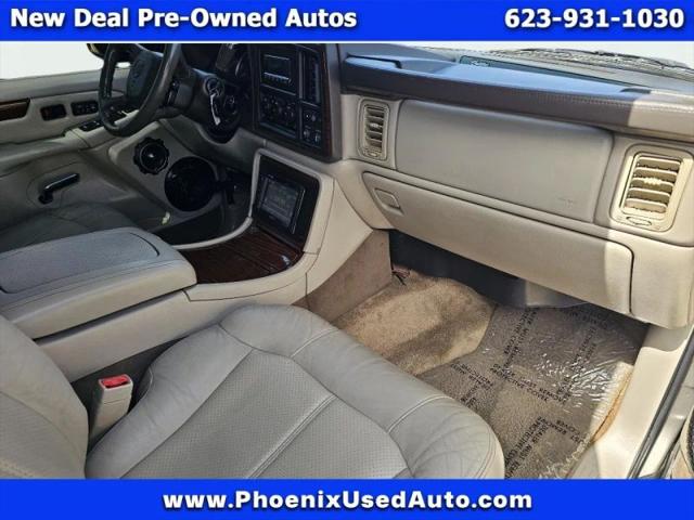 2002 Cadillac Escalade EXT Standard