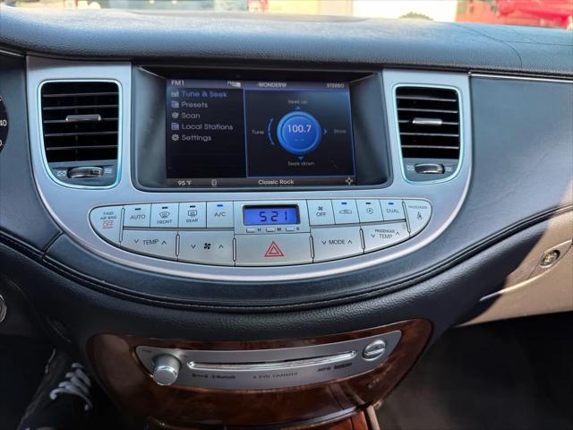 2011 Hyundai Genesis 4.6