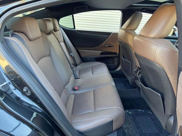 2022 Lexus ES 350 350
