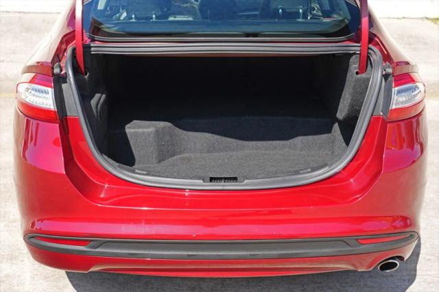 2013 Ford Fusion Hybrid SE