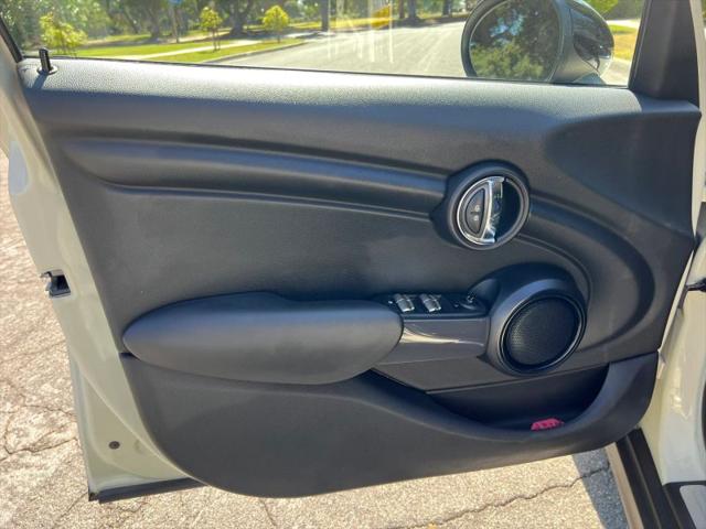 2015 MINI Hardtop Cooper