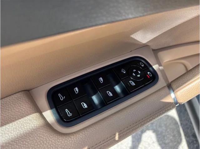 2020 Porsche Cayenne Base