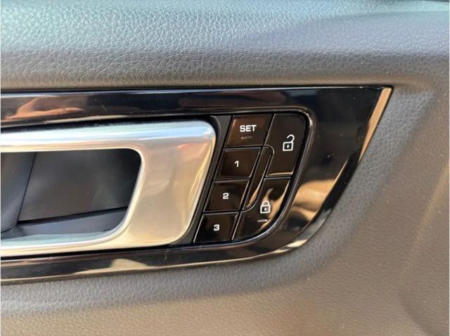 2020 Porsche Cayenne Base