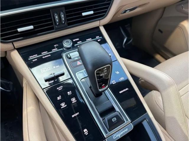 2020 Porsche Cayenne Base