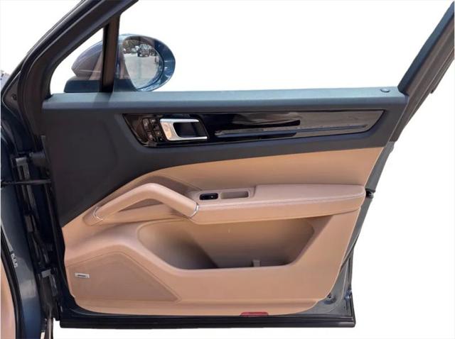 2020 Porsche Cayenne Base