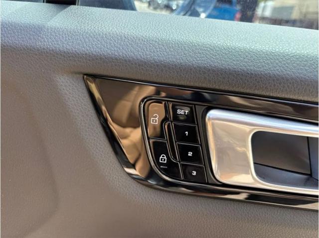 2020 Porsche Cayenne Base