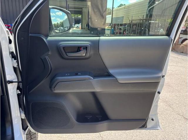 2022 Toyota Tacoma SR V6